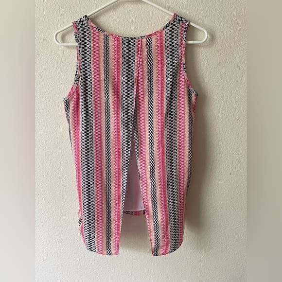 Metaphor Pink and Black Tank - Picture 4 of 5